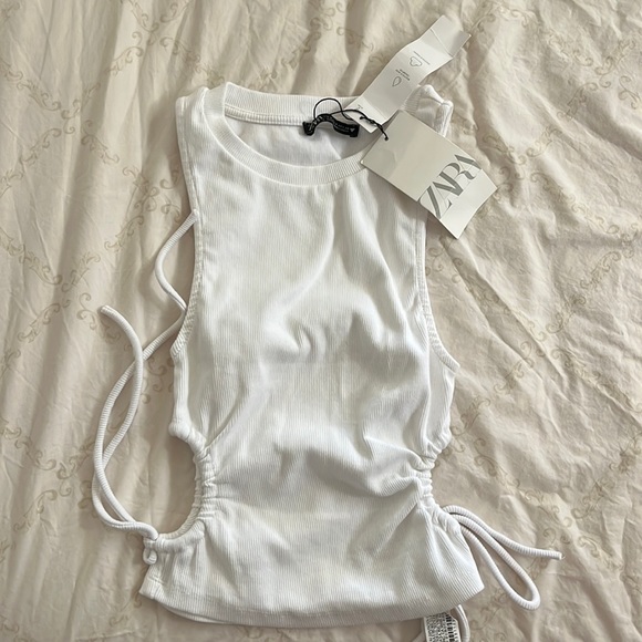 BRAND NEW white tank top - Picture 1 of 2